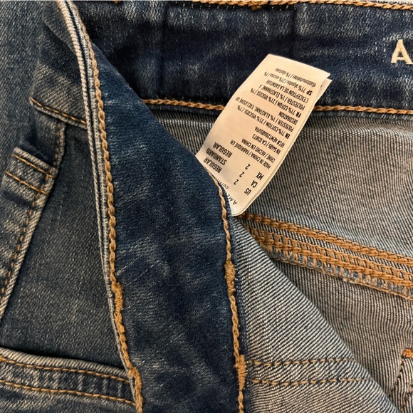 American eagle flare leg jeans - Picture 3 of 3